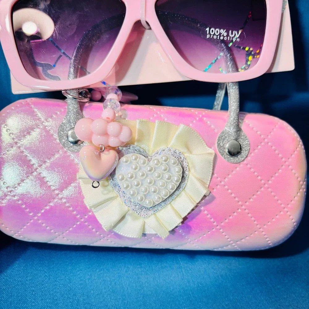 Kids Sunglasses Lot 2 Pack Rainbow Pink Heart Quilted Cases UV Protection NWT